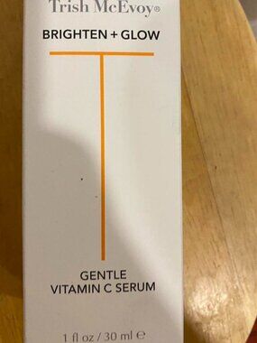 Trish McEvoy Brighten + Glow Gentle Vitamin C Serum